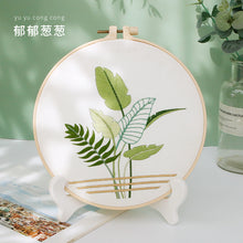 Cargar imagen en el visor de la galería, Pastel Floral Design Hand Embroidery DIY Kit 20cm