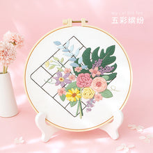 Cargar imagen en el visor de la galería, Pastel Floral Design Hand Embroidery DIY Kit 20cm