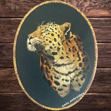 Charger l'image dans la galerie, Original Thread Painting - Leopard on Black Canvas 12*8”hoop