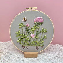 Cargar imagen en el visor de la galería, Vibrant Ribbon Flowers Hand Embroidery DIY Kit 20cm