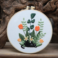 Load image into Gallery viewer, Cat & Bouquet Design Embroidery DIY Kit 20cm