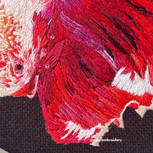 Charger l'image dans la galerie, Original Thread Painting - Beta Fish - Embroidery size 7”(Framed)