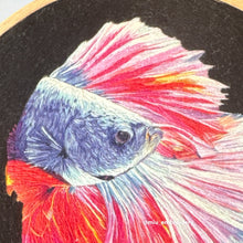 Load image into Gallery viewer, Original Thread Painting - Beta Fish - Embroidery size 8” hoop