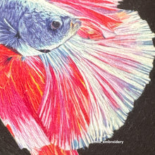 Load image into Gallery viewer, Original Thread Painting - Beta Fish - Embroidery size 8” hoop