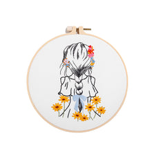 Load image into Gallery viewer, Beginners Girl Drawing Hand Embroidery DIY Kit 20cm