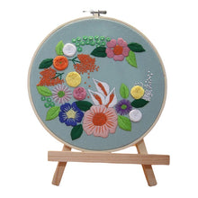 Load image into Gallery viewer, Beginners Flower Bouquet DIY Hand Embroidery Kit 20cm
