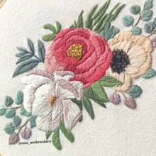 Charger l'image dans la galerie, Peony Bouquet PDF Embroidery Pattern + Video Tutorial