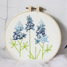Load image into Gallery viewer, Beginners 3D Flowers Hand Embroidery DIY Kit 15cm