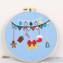 Load image into Gallery viewer, Christmas Decoration Hand Embroidery Kit 7”