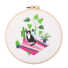 Load image into Gallery viewer, Black Cat Modern Hand Embroidery Kit 20cm
