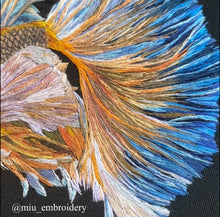 Charger l'image dans la galerie, Hand Embroidered Hoop Art 8” - Betta Fish