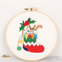 Load image into Gallery viewer, Christmas Decoration Hand Embroidery Kit 7”