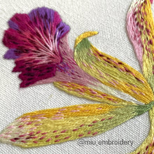 Charger l'image dans la galerie, Blossom #1 Orchid PDF Embroidery Pattern + Video Tutorial