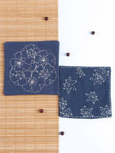 Load image into Gallery viewer, 4 Pcs Set Coaster Beginners DIY Embroidery Kit with Hoop