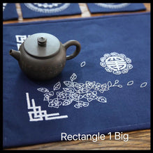 Load image into Gallery viewer, 5 Pcs Set White Floral Coaster Beginner DIY Embroidery Kit Printed with Hoop