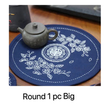 Load image into Gallery viewer, 5 Pcs Set White Floral Coaster Beginner DIY Embroidery Kit Printed with Hoop