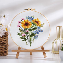 Charger l&#39;image dans la galerie, New Flower Bouquets Hand Embroidery DIY Kit 20cm
