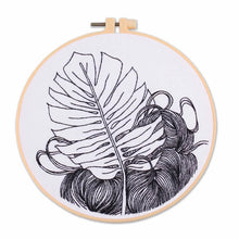 Load image into Gallery viewer, Drawing Outline Practice Hand Embroidery DIY Kit 20cm
