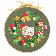 Cargar imagen en el visor de la galería, Merry Christmas Hand Embroidery DIY Kit 20cm
