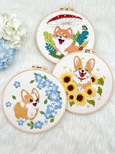 Cargar imagen en el visor de la galería, Adorable Corgi Dog &amp; Flowers Hand Embroidery DIY Kit 20cm
