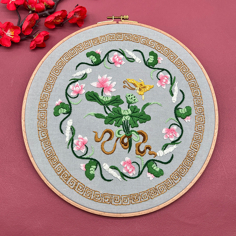 Wall Decorative Flowers Embroidery DIY Kit 30cm