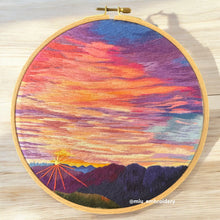 Charger l&#39;image dans la galerie, Original Thread Painting - Colorful Sunset Scenery - Embroidery size 8”
