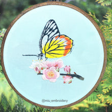 Load image into Gallery viewer, Thread painting Hand Embroidered Hoop 6” - Butterfly on Peach Blossom

