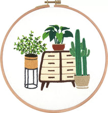 Charger l&#39;image dans la galerie, Cat &amp; Plants DIY Hand Embroidery Kit 20cm
