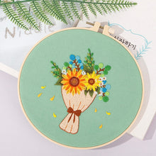 Cargar imagen en el visor de la galería, Kit Bordado a Mano Flores Silvestres Botánicas 20cm
