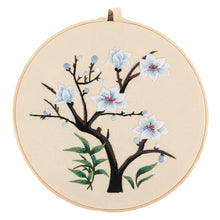 Load image into Gallery viewer, Thread Painting Flowers Hand Embroidery DIY Kit 20cm
