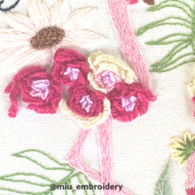 Charger l&#39;image dans la galerie, Hand Embroidered Hoop 8” - Floral Flamingos
