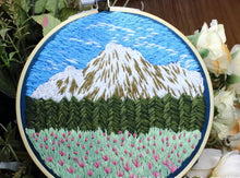Cargar imagen en el visor de la galería, Kit de bordado a mano DIY con vista a la montaña con pintura de hilo, 20cm
