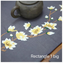 Cargar imagen en el visor de la galería, Juego de 5 piezas Magnolia Flower Coaster Kit de bordado DIY Impreso
